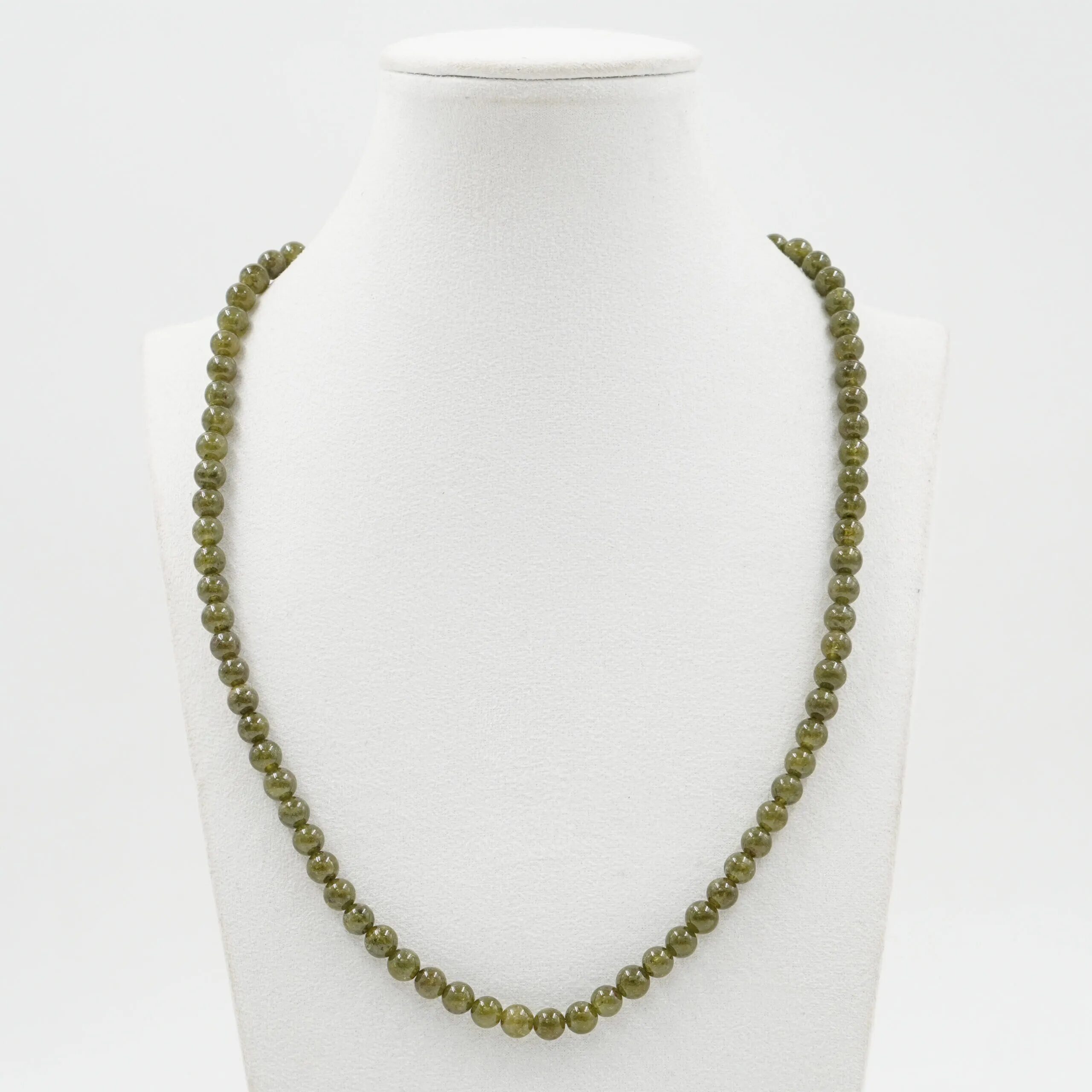 Collana elastica in Granato verde naturale